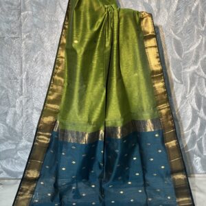 Maheshwari Patti Zari Buti Saree